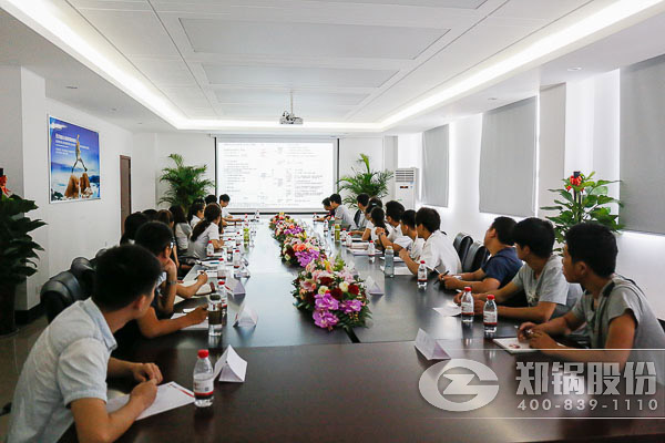 �������ֶ���Ա��������ѵ