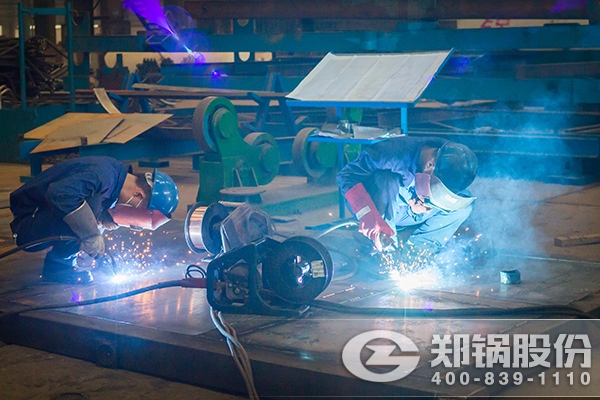 ���޲�����Ե�����ˣ�һ������Ա��Ϊ����2000����Ŀ����